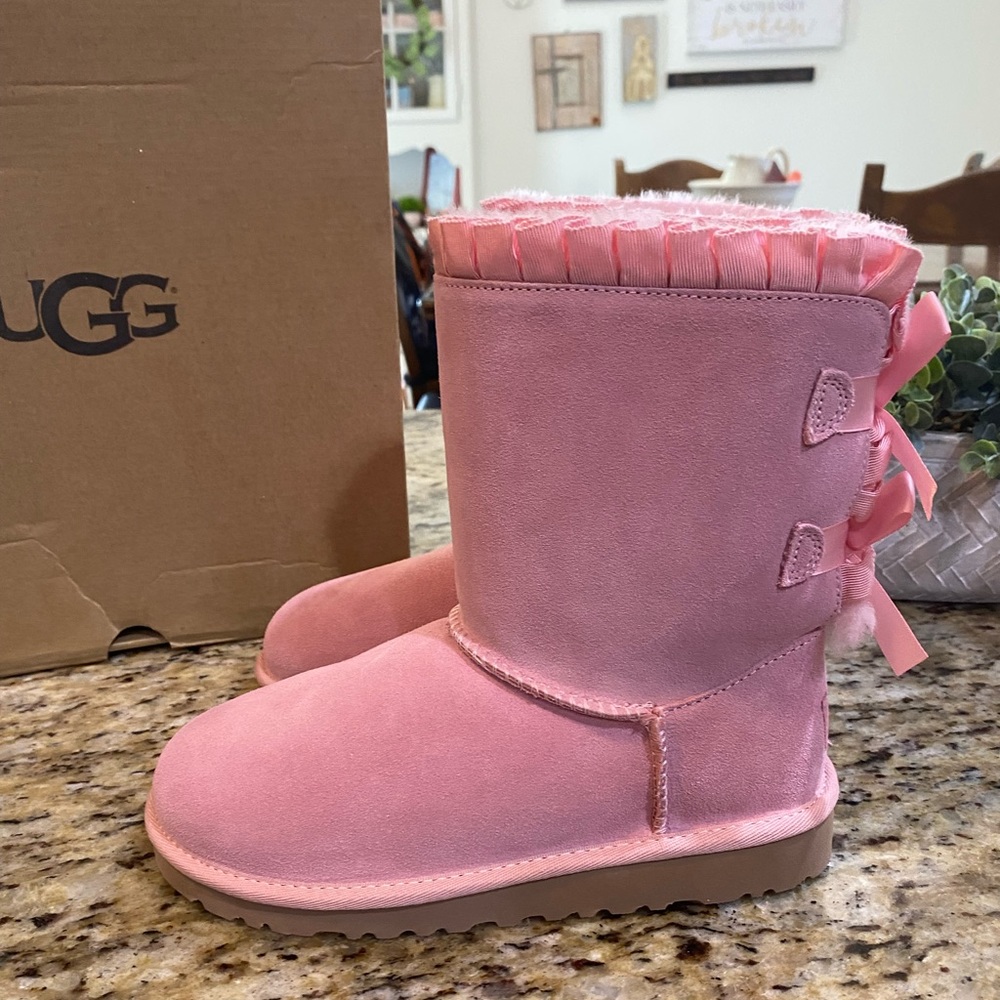 Ugg Boots Bailey bow  ruffle  big girls